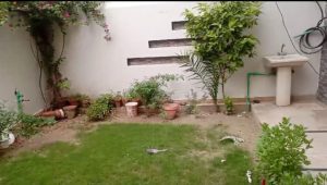 10 Marla house for sale in hashmi garden bahawalpur