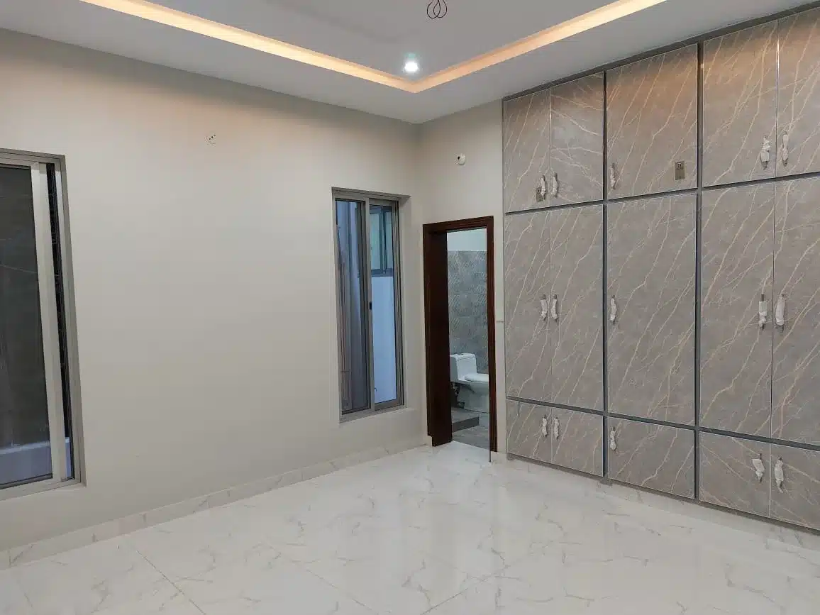 house for sale in model town b bahawalpur